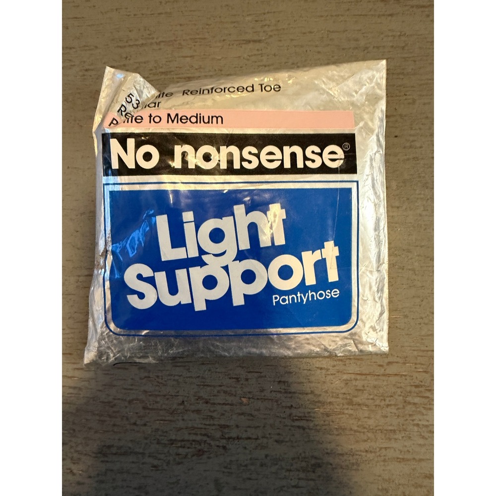 No Nonsense Light Support Pantyhose Petite to Medium Reinforced Toe White NIP